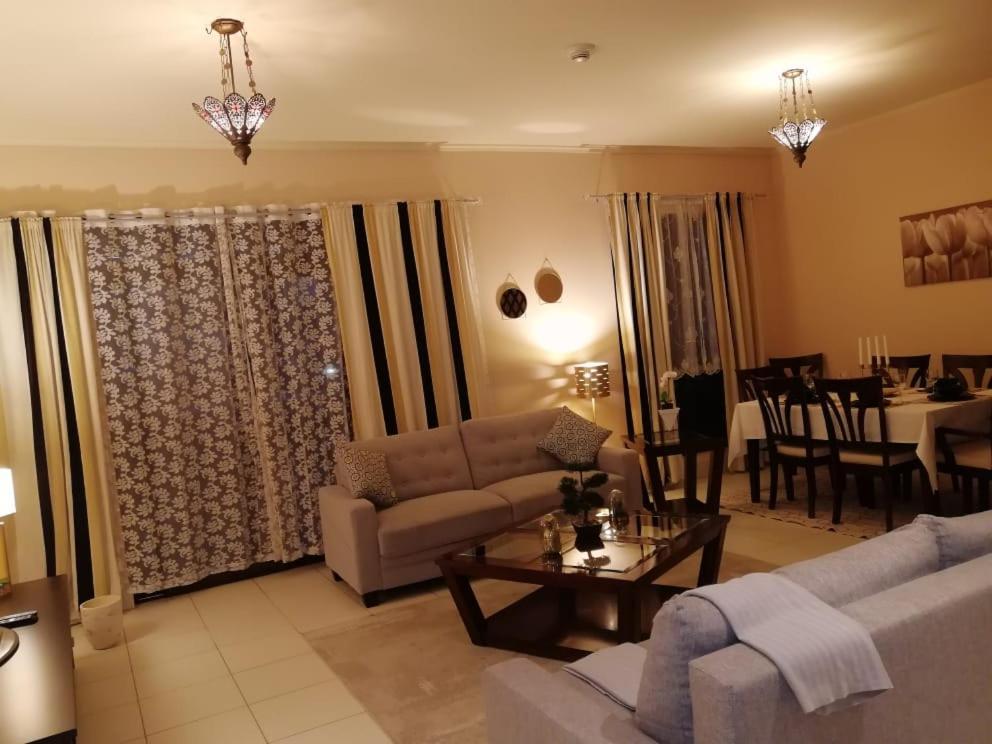 Appartement Burj Area - 5min Walk - Luxury 2 Bedroom Dubai