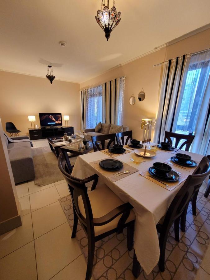 Burj Area - 5min Walk - Luxury 2 Bedroom Appartement *