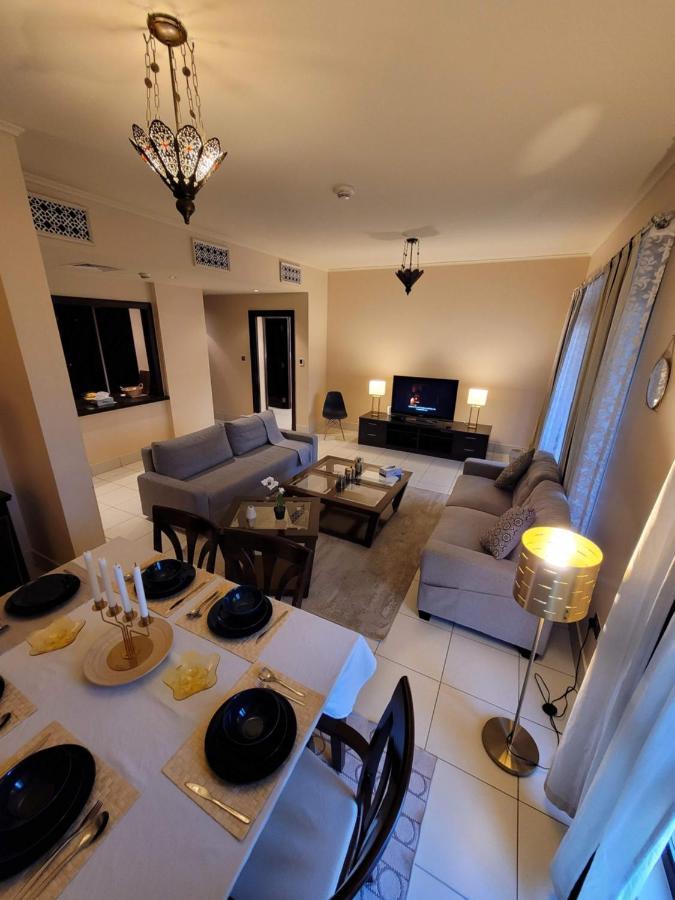 Appartement Burj Area - 5min Walk - Luxury 2 Bedroom *
